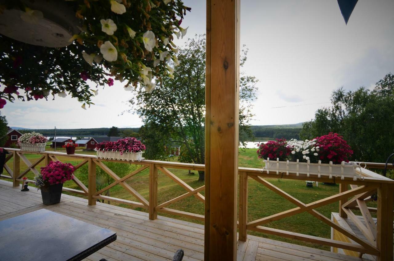 Villa Sisu 오버칼릭스 외부 사진
